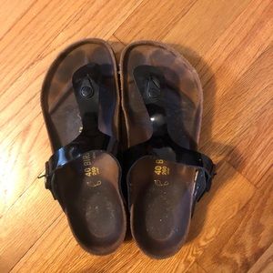 Black Patent Birkenstock Gizeh